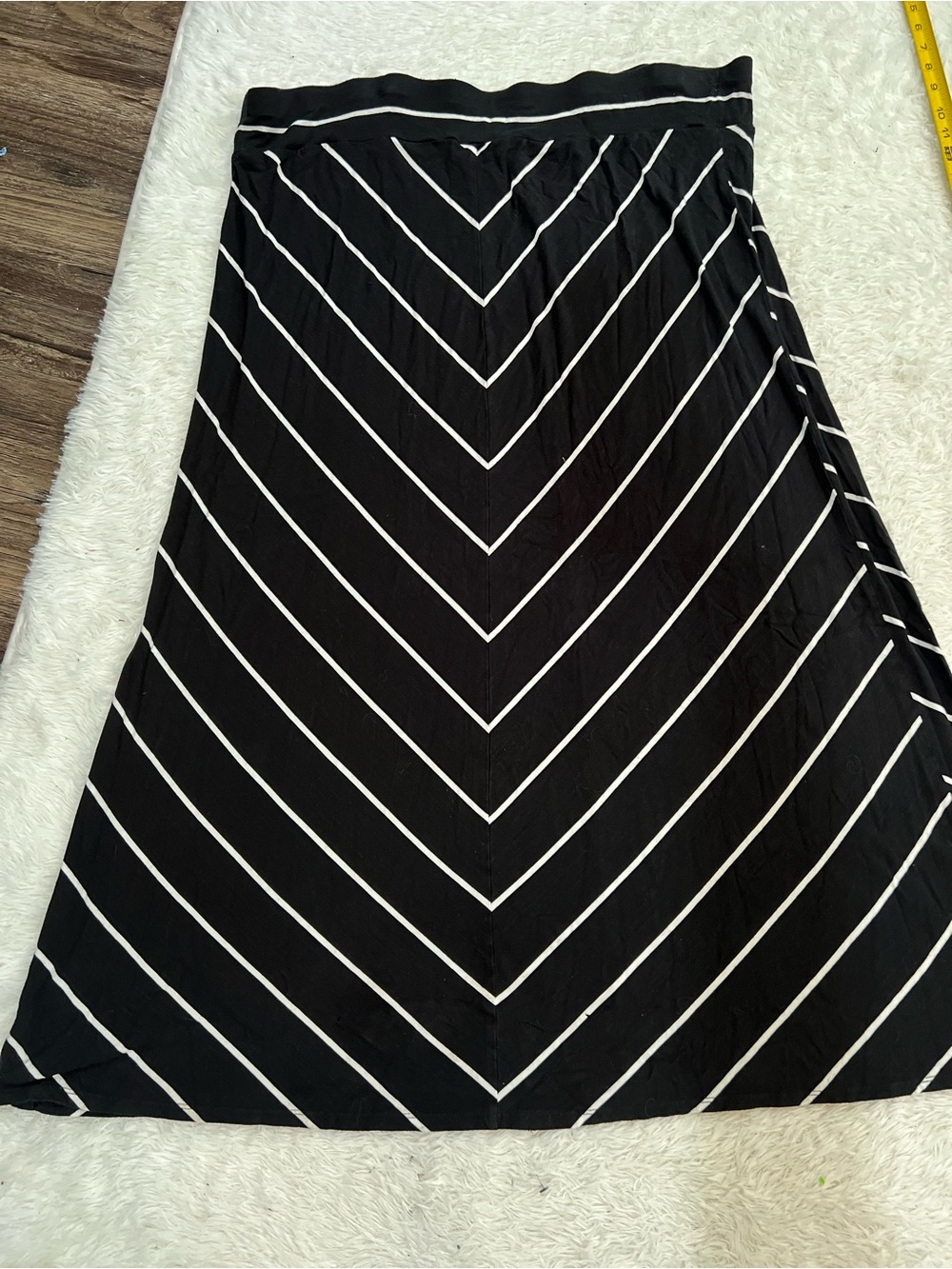 Ava & Viv Black Maxi Skirt with White Chevron Stripes